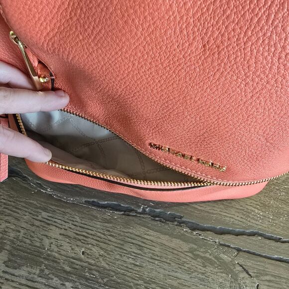 MICHAEL KORS RHEA MEDIUM ZIP Pebbled LEATHER BACKPACK Coral GOLD Hardware READ - Picture 9 of 12